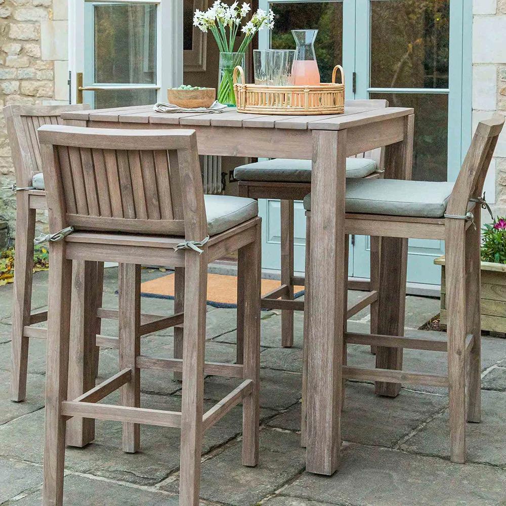 Outdoor Living